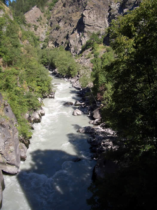 riviere Dora Baltea Italie